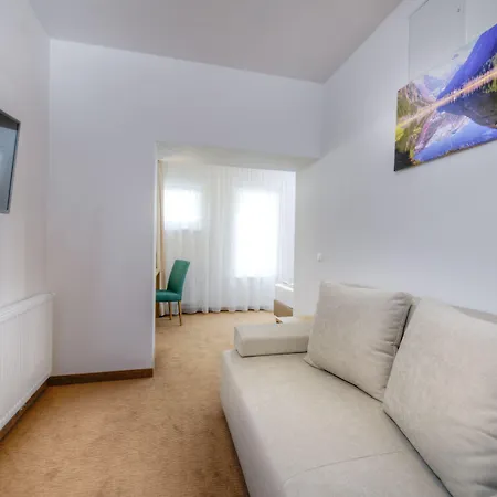 Bergkristall 4*
