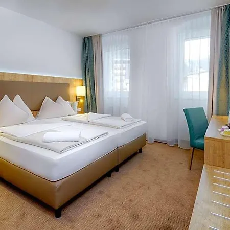 Bergkristall Otel Mallnitz