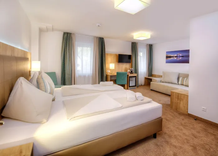 Hotel Bergkristall 4*