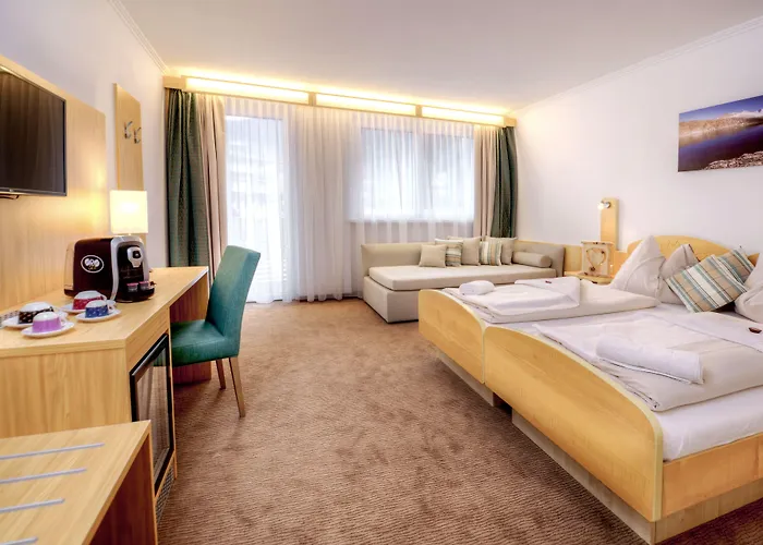 Hotel Bergkristall 4*